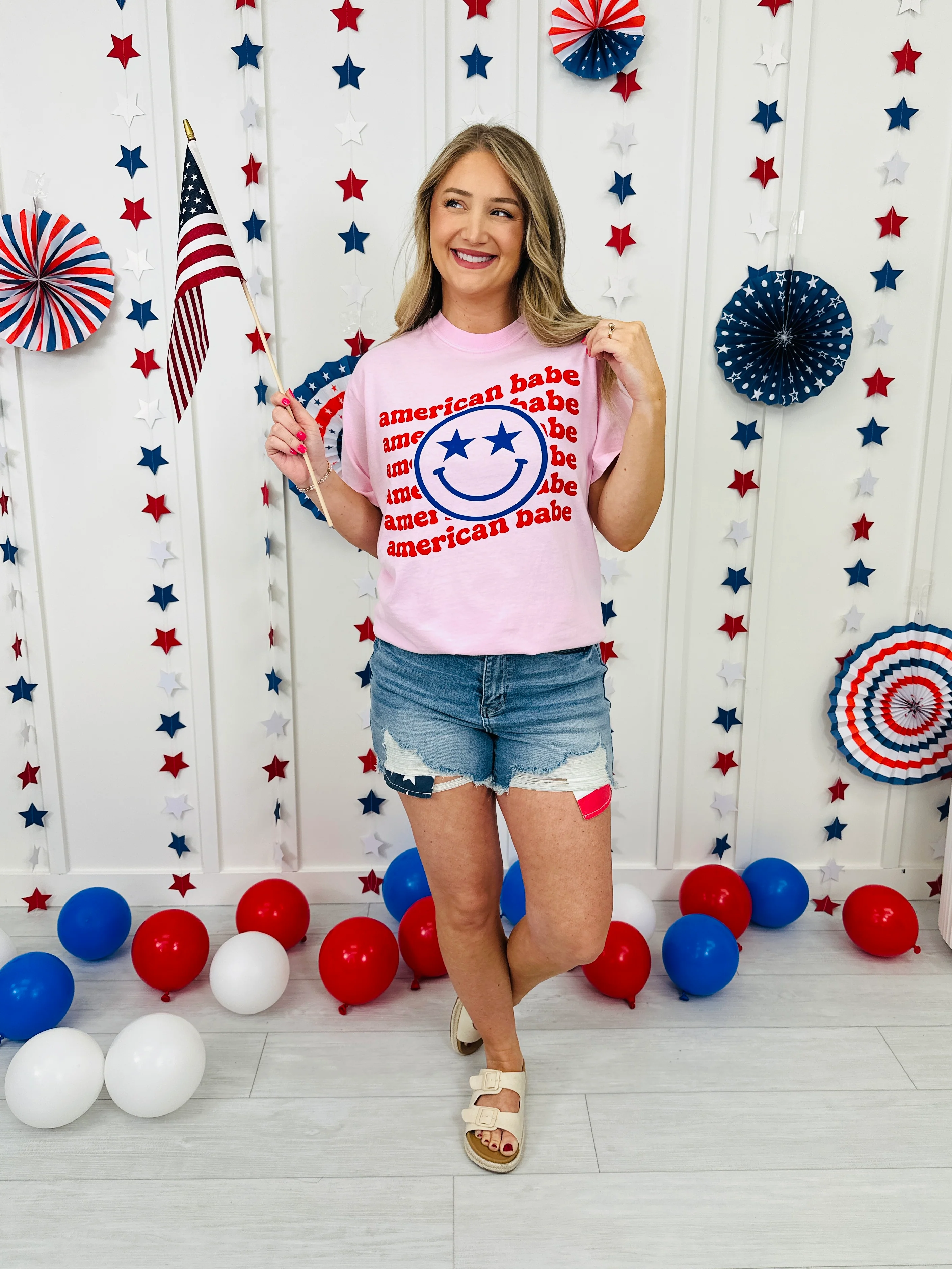 American Babe Smiley Face Graphic Tee - Image 4