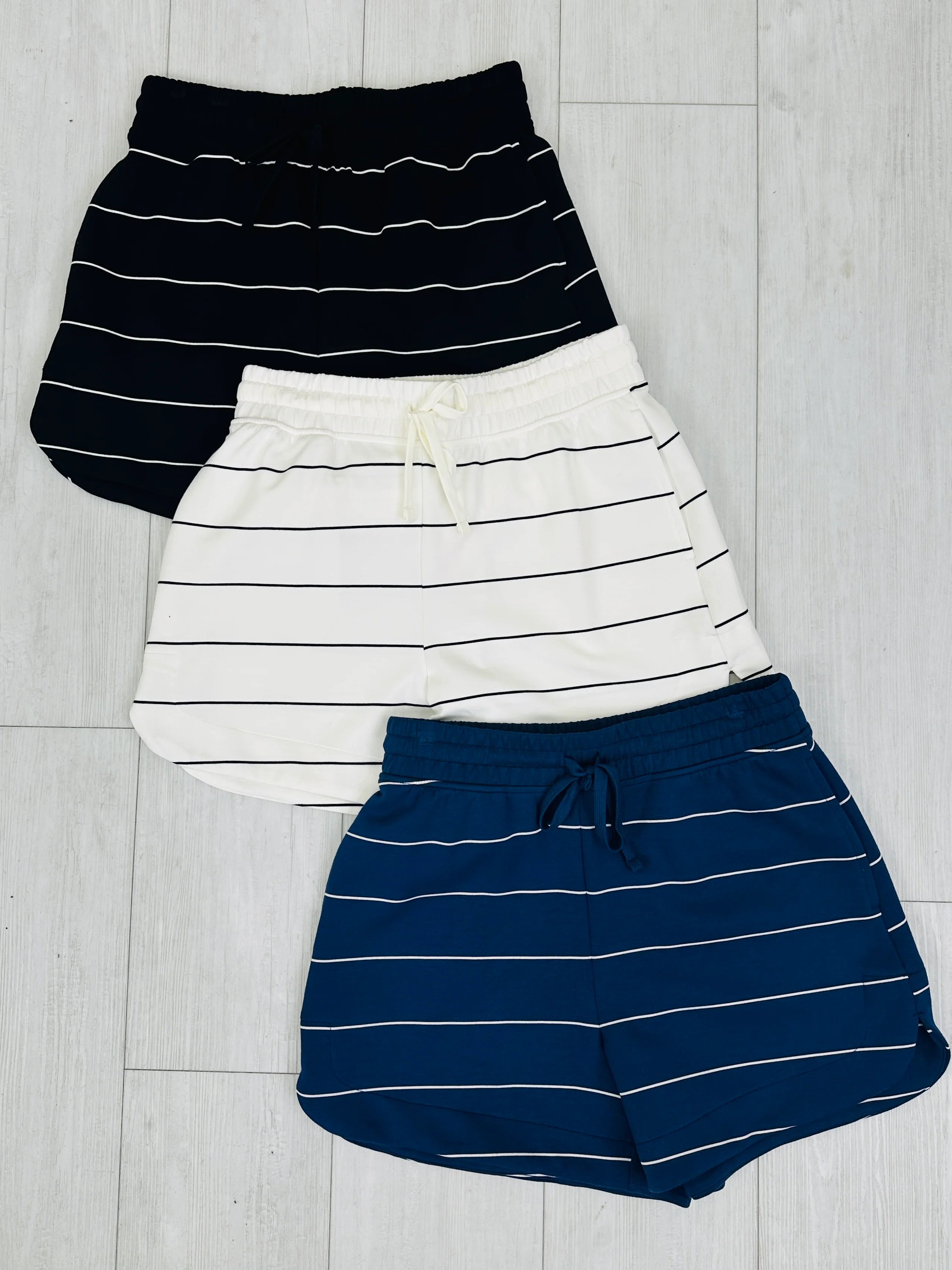 Busy Days Shorts In Multiple Colors - Image 10