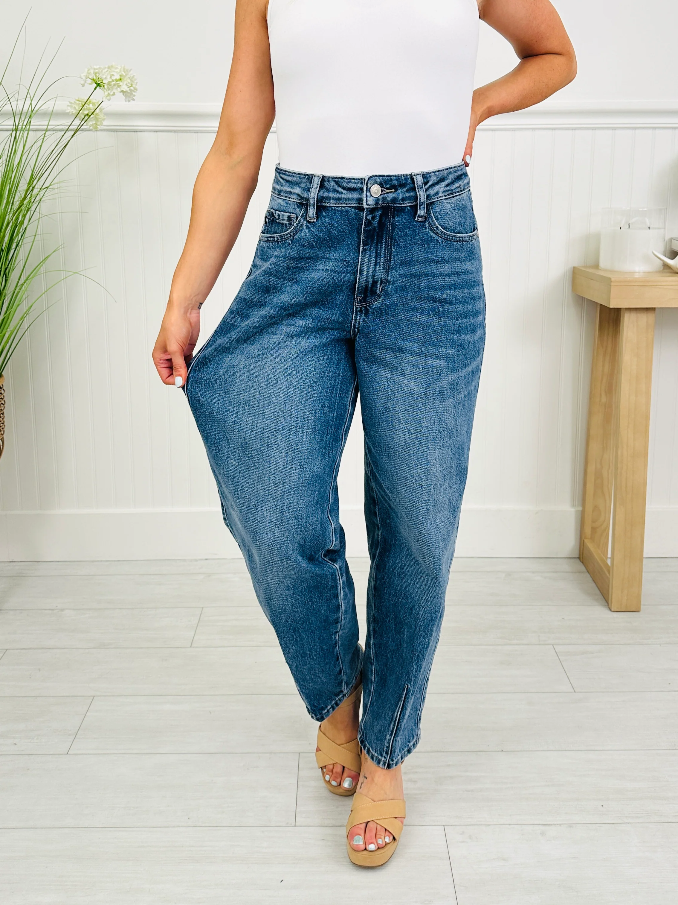 Judy Blue Best Bet Barrel Jeans - Image 5