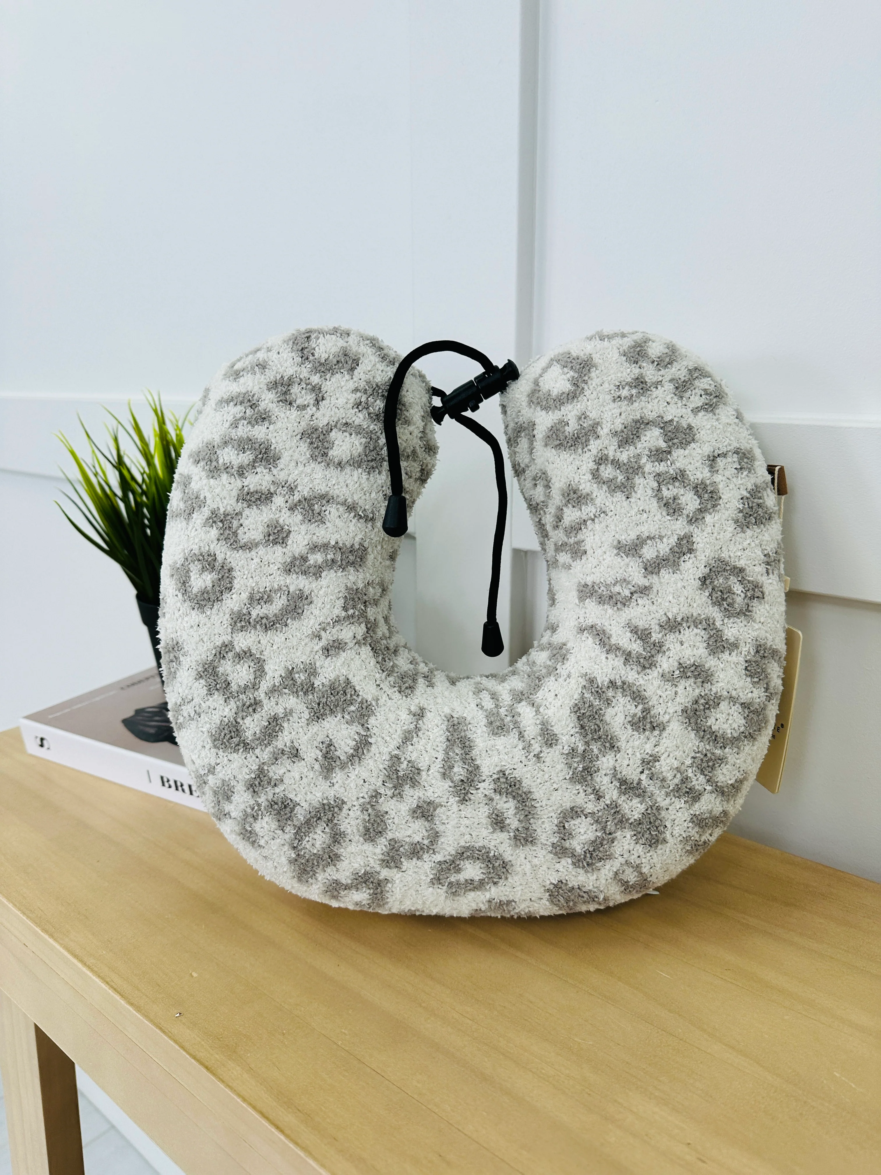 Leopard Travel Neck Pillow in Multiple Colors - Image 3