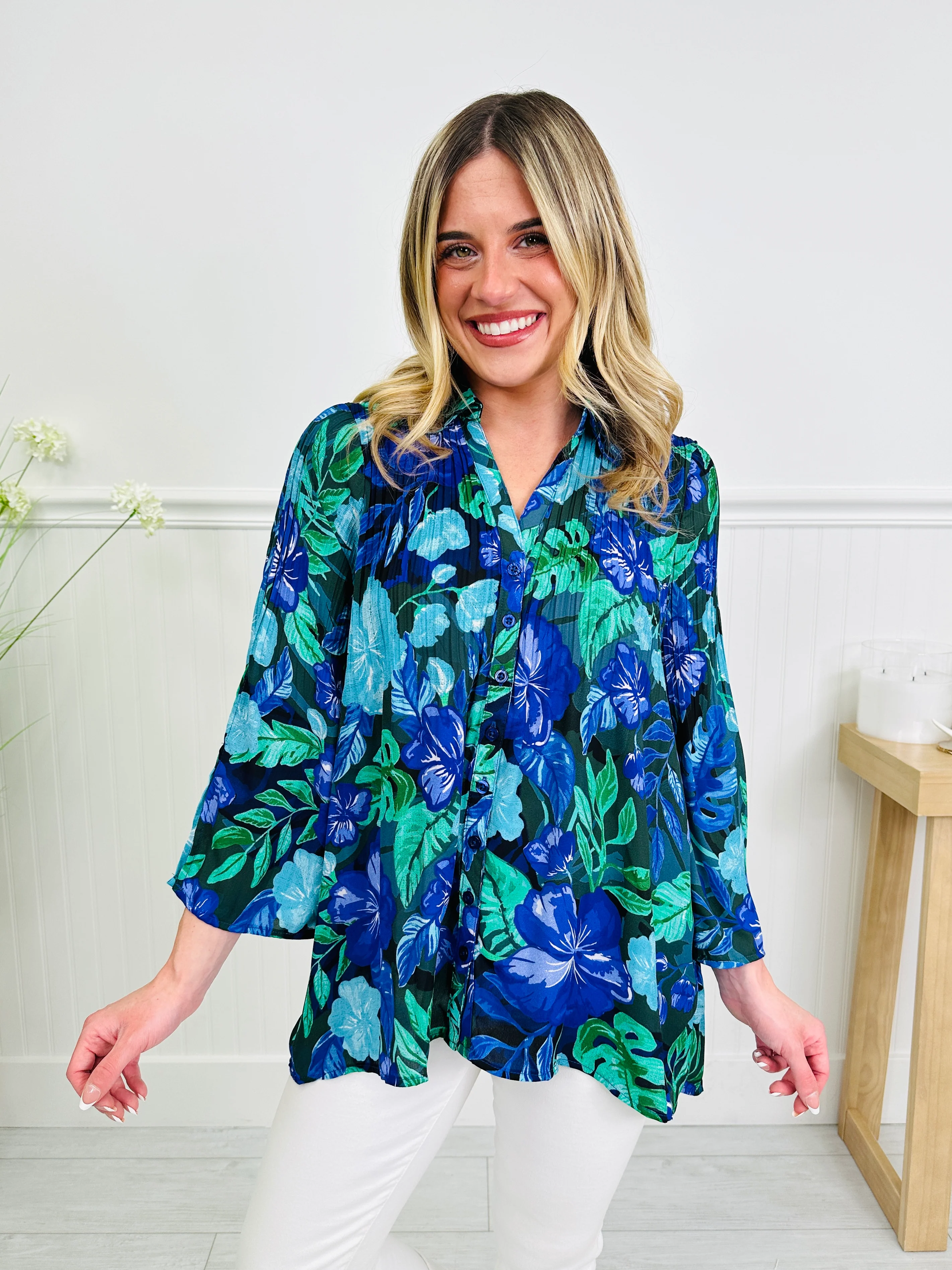 Let the Sunshine In Top in Naples Print - Image 3