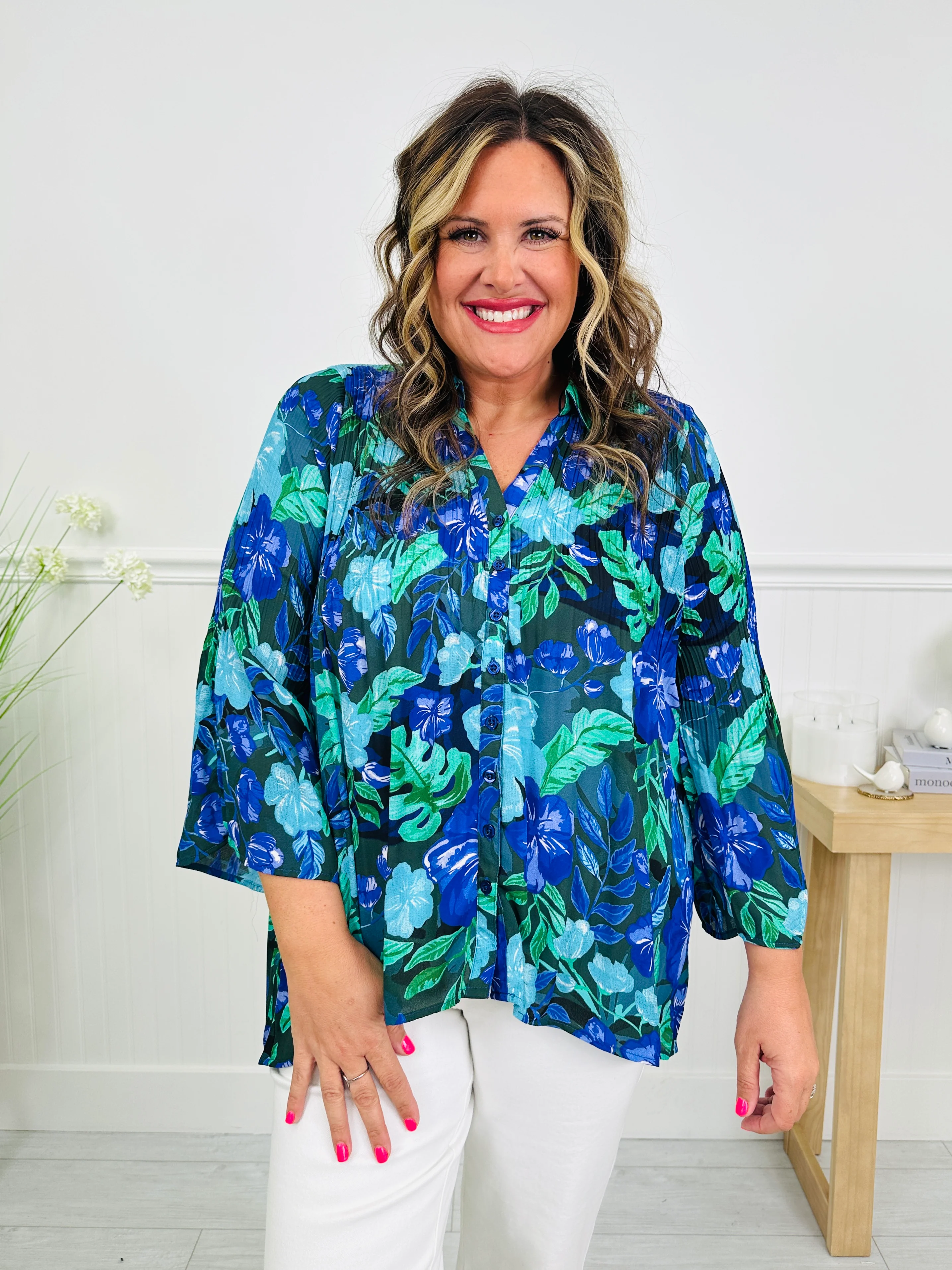 Let the Sunshine In Top in Naples Print - Image 6