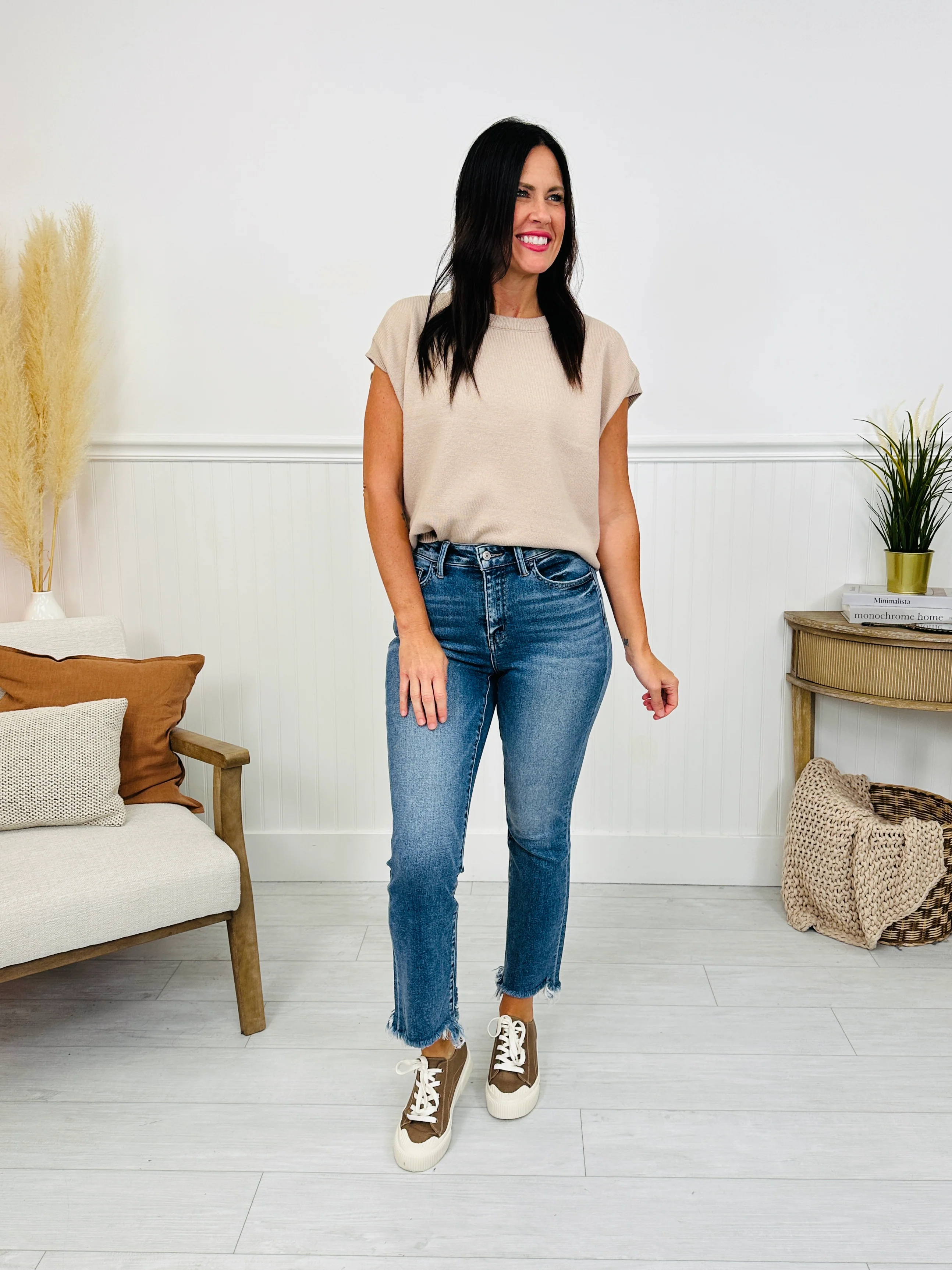 Come Out On Top Cropped Jeans - Image 14
