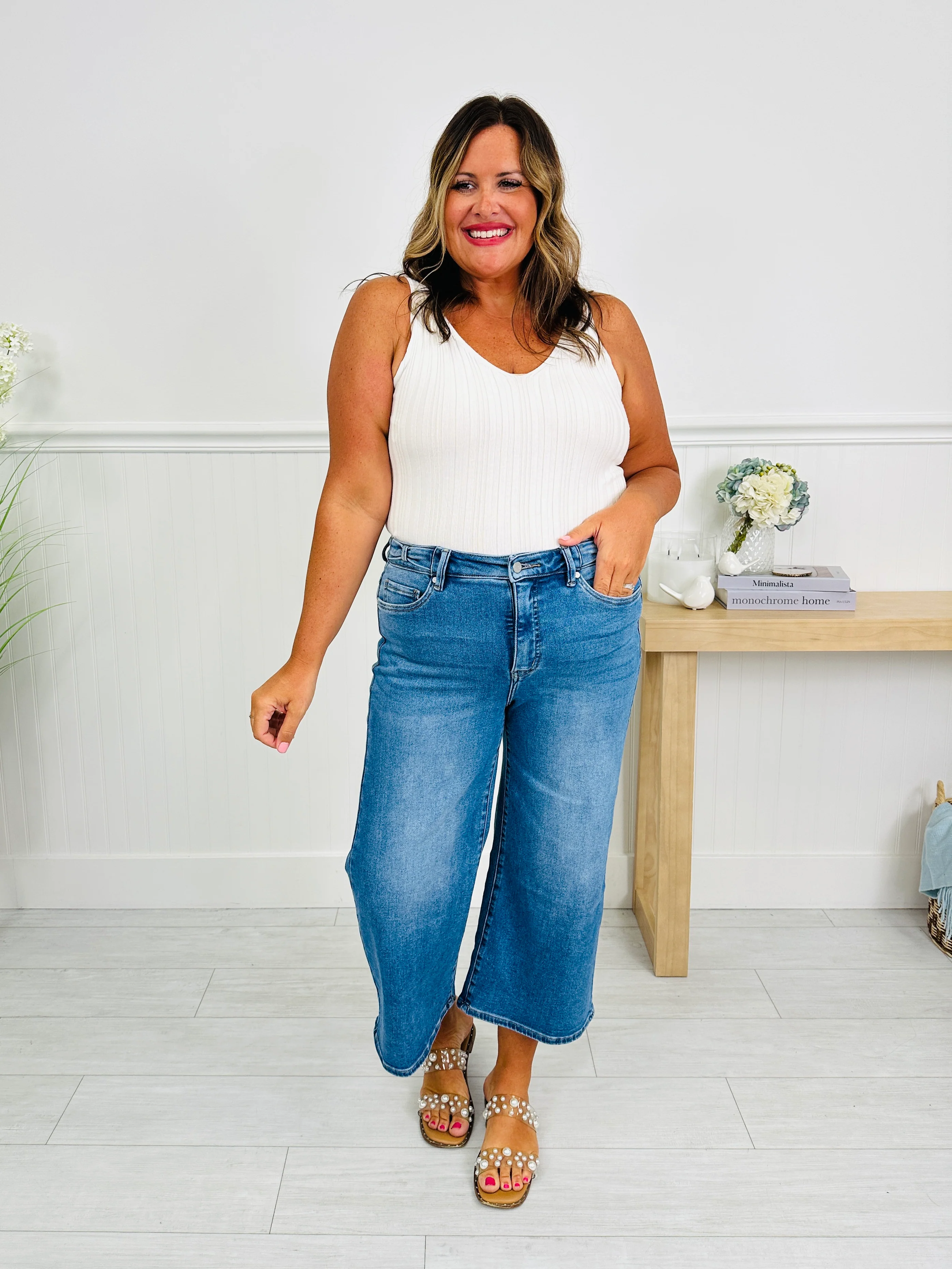 Put a Bow On It Tummy Control Wide Leg Cropped Jeans - Image 14
