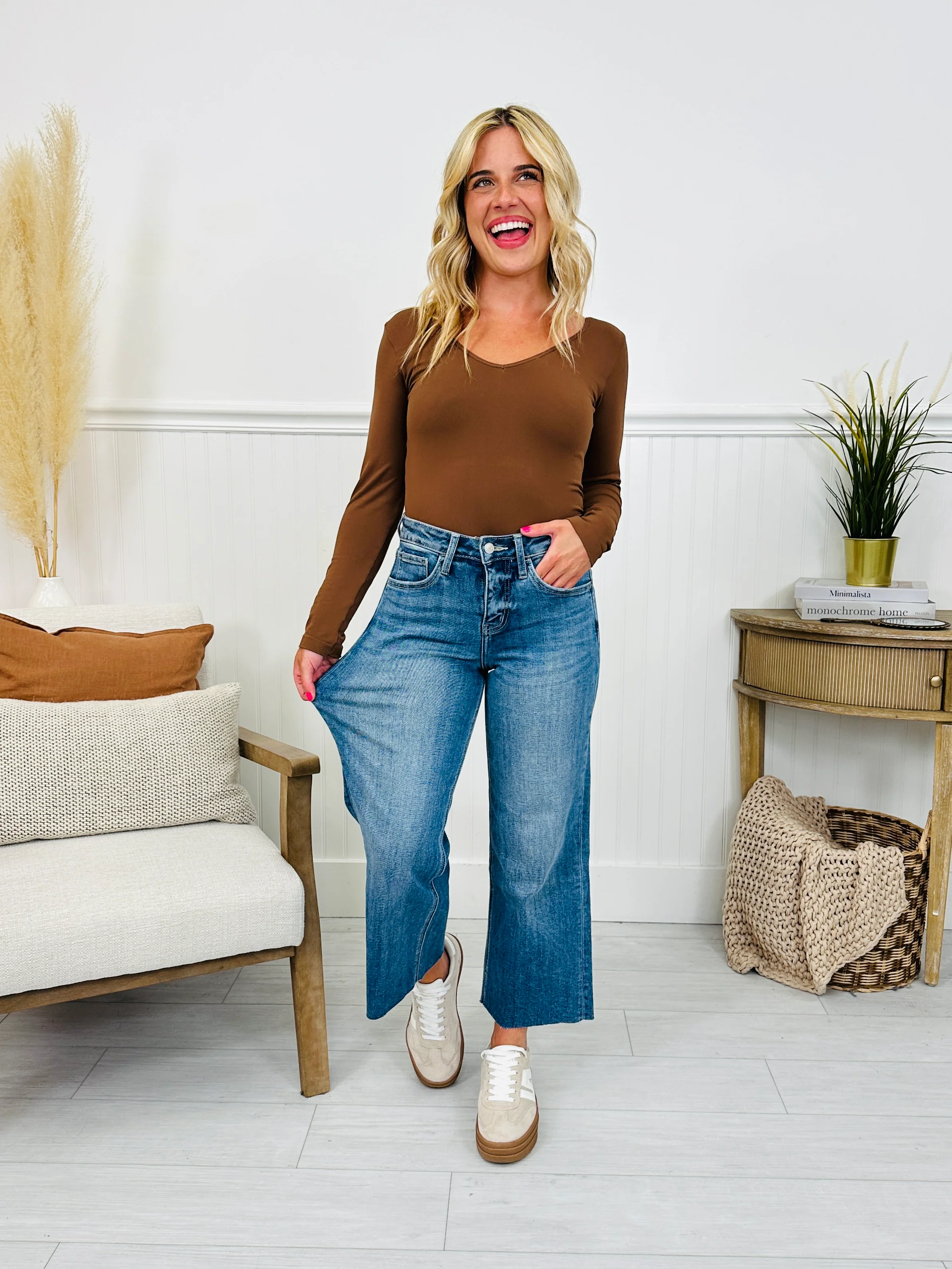 Straight To The Top Tummy Control Cropped Wide Leg Jeans - Image 3