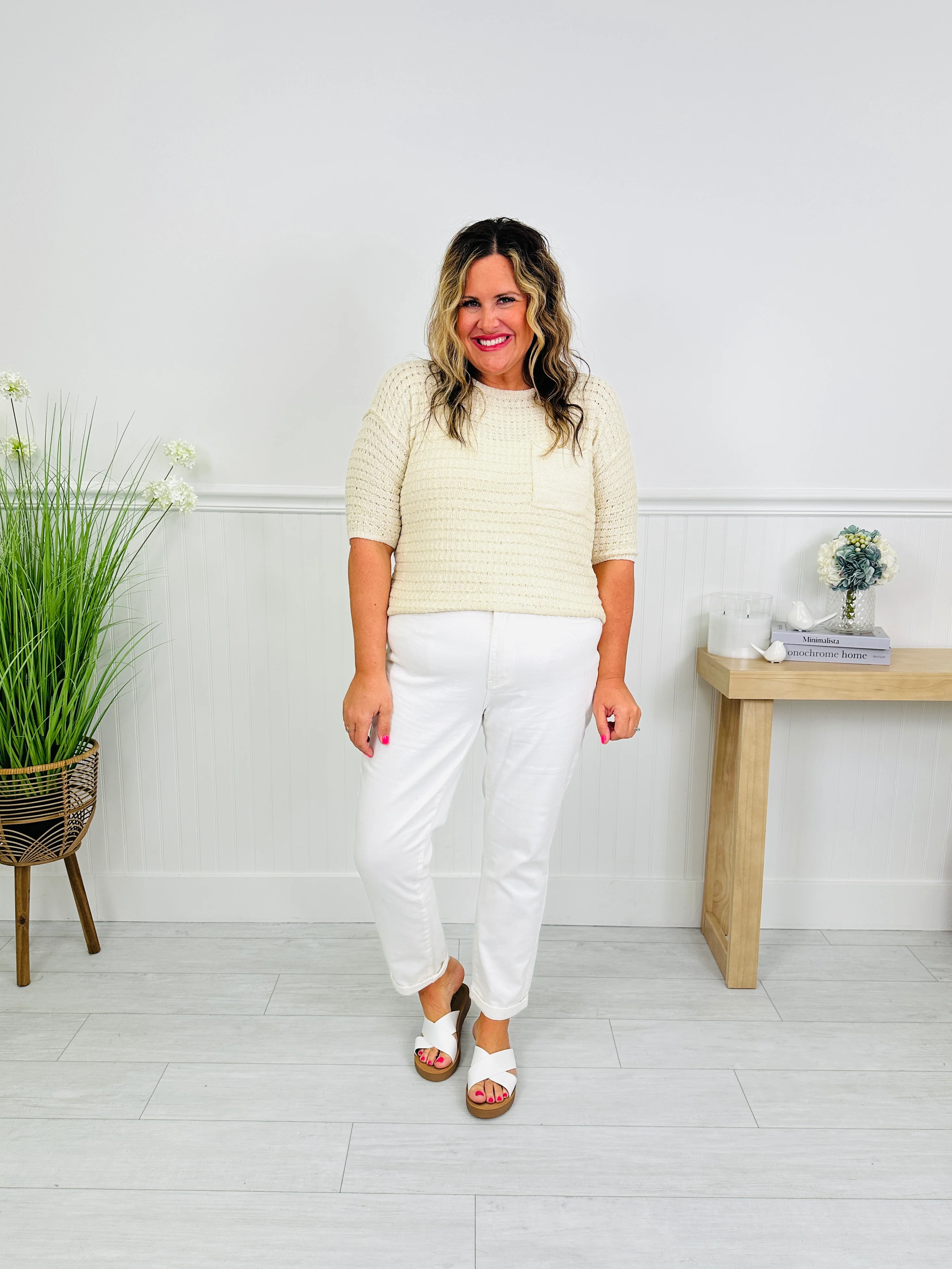 Judy Blue Perfect Match White Double Cuff Boyfriend Jeans in Reg/Curvy - Image 17