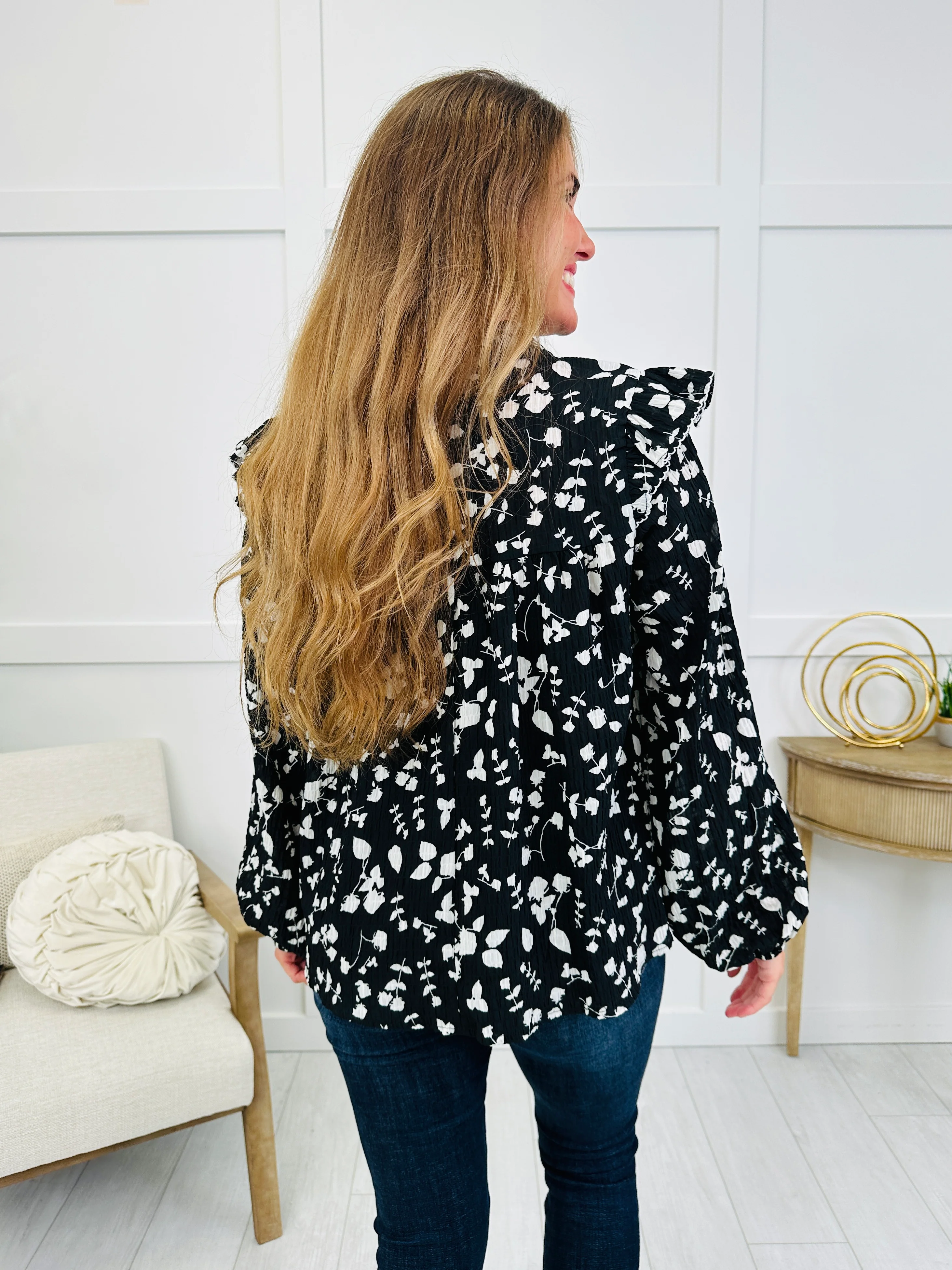 Rustic Gardens Top in Black - Image 4