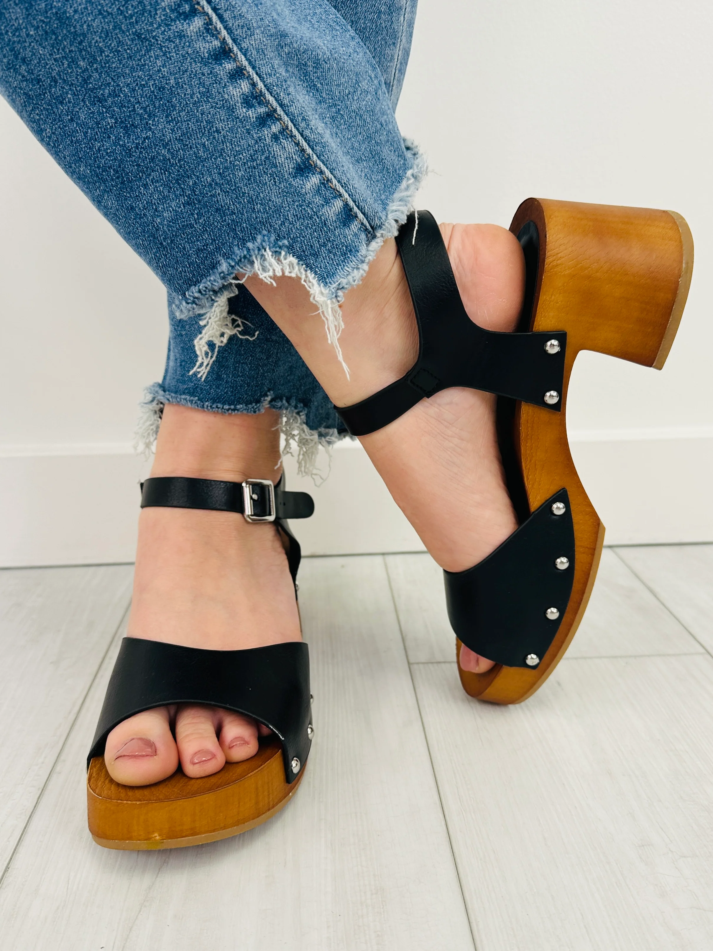Stud Intentions Sandals in Black - Image 2