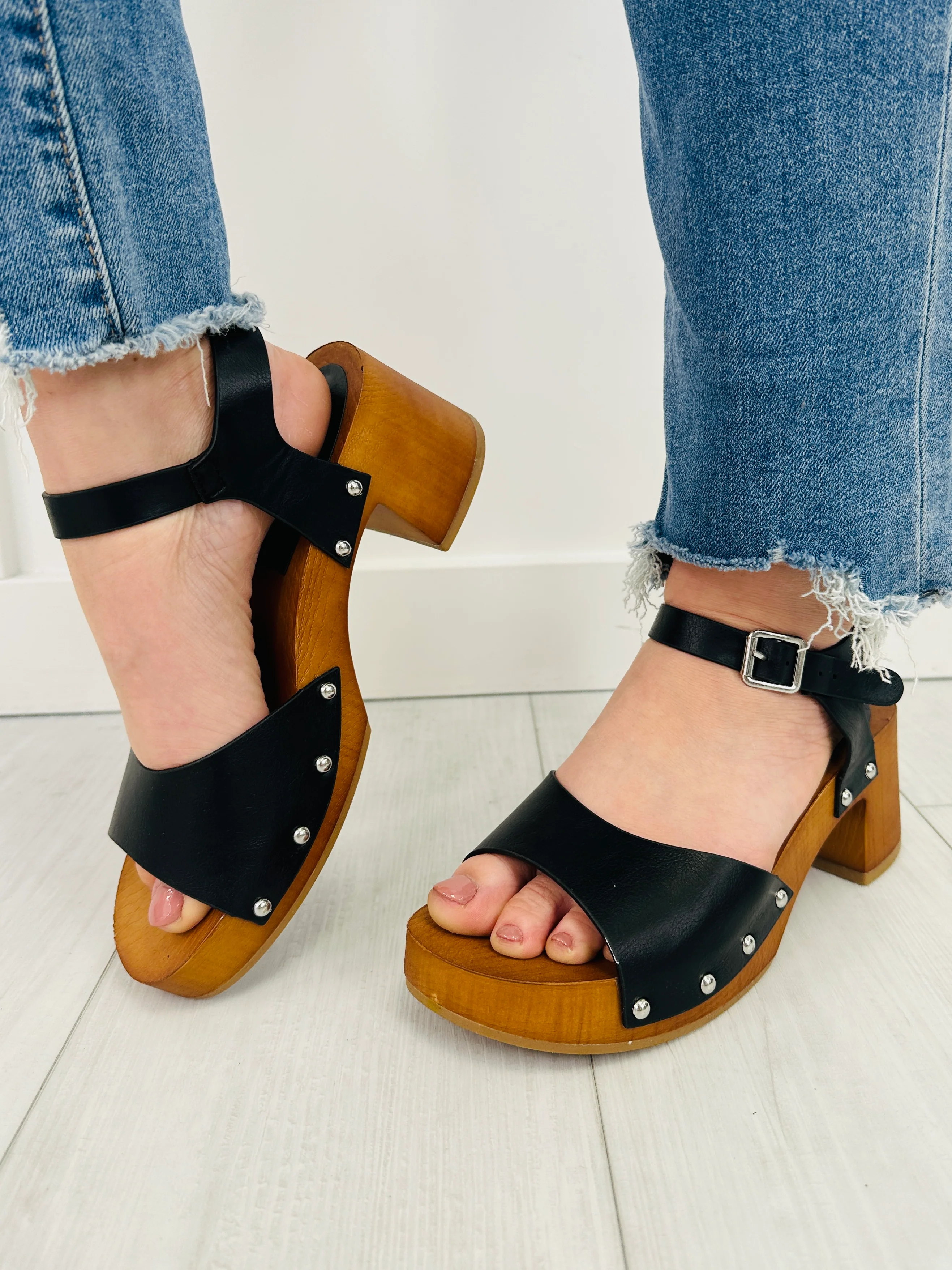 Stud Intentions Sandals in Black - Image 3