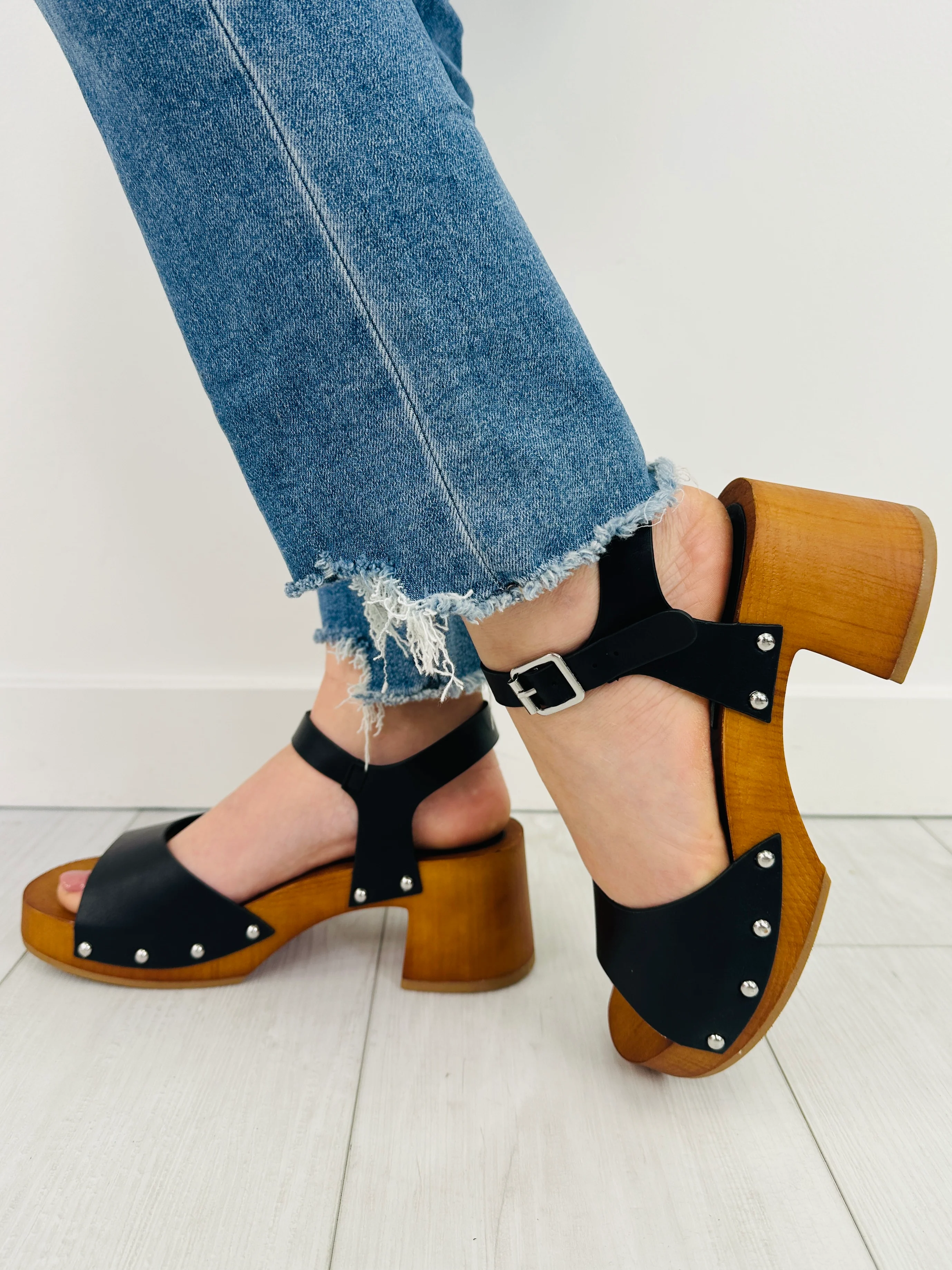 Stud Intentions Sandals in Black - Image 4