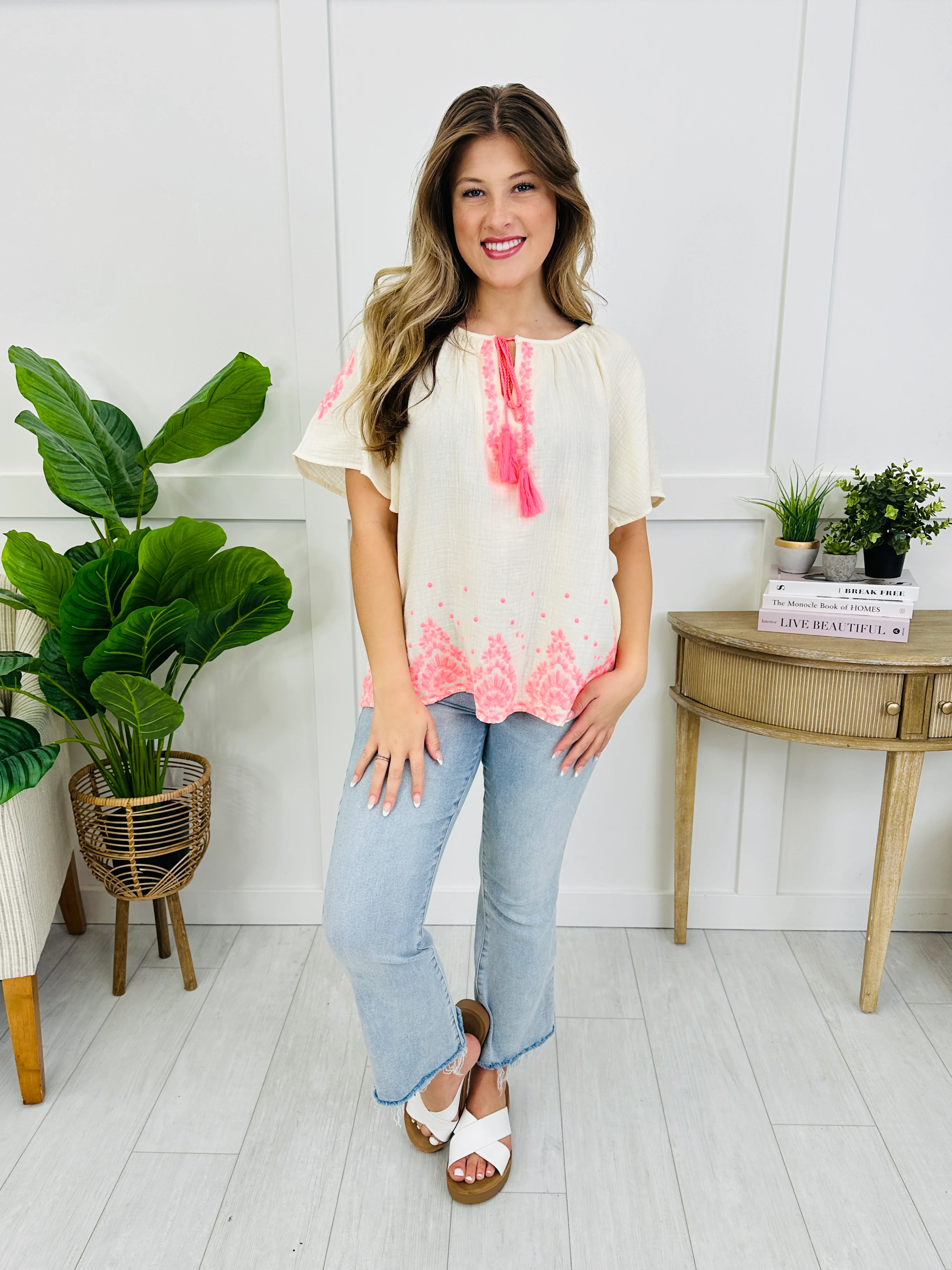 Sunkissed Stitches Top In Off White - Image 2