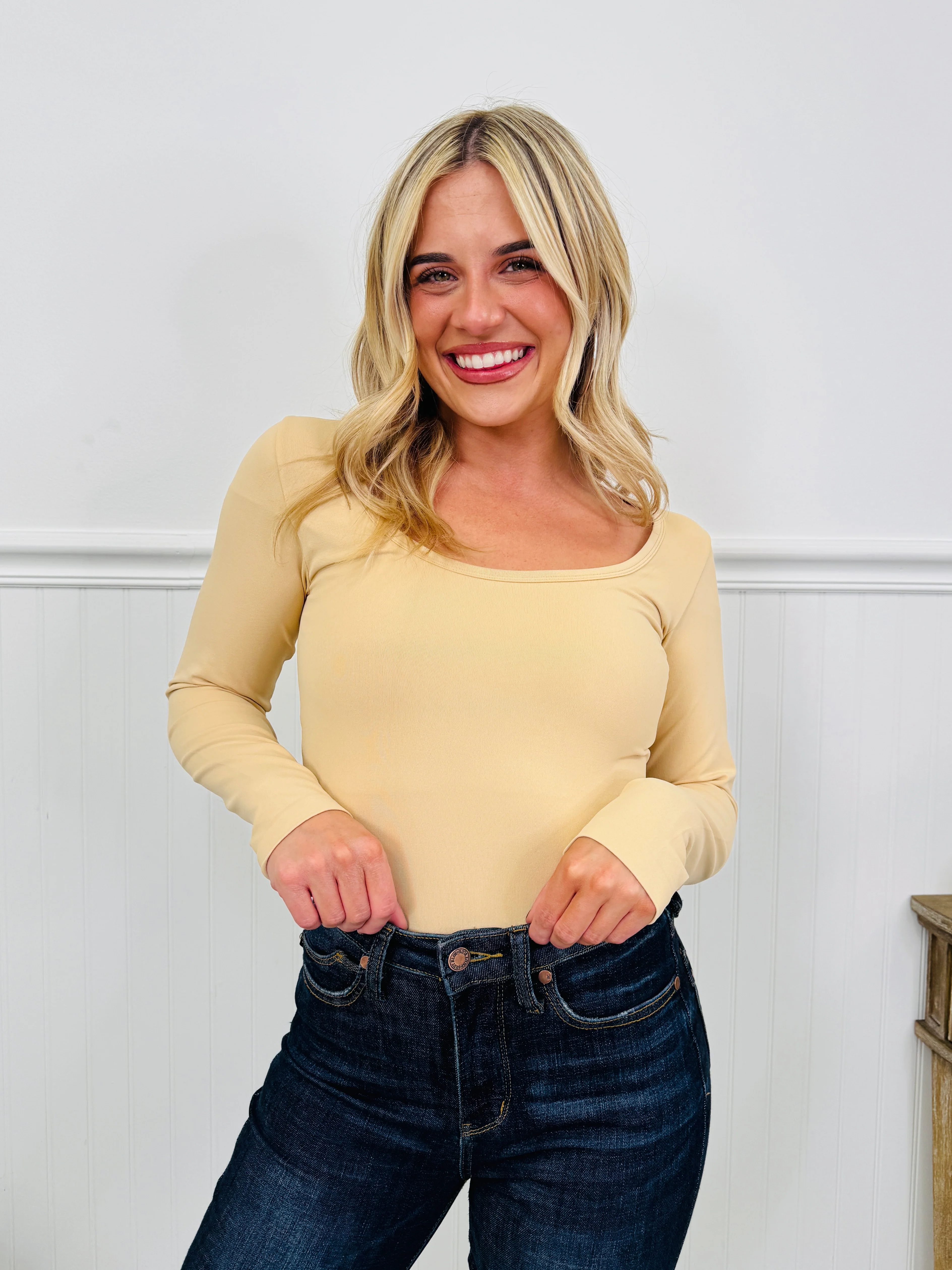 The Seamless Scoop Top In Multiple Colors - Image 8
