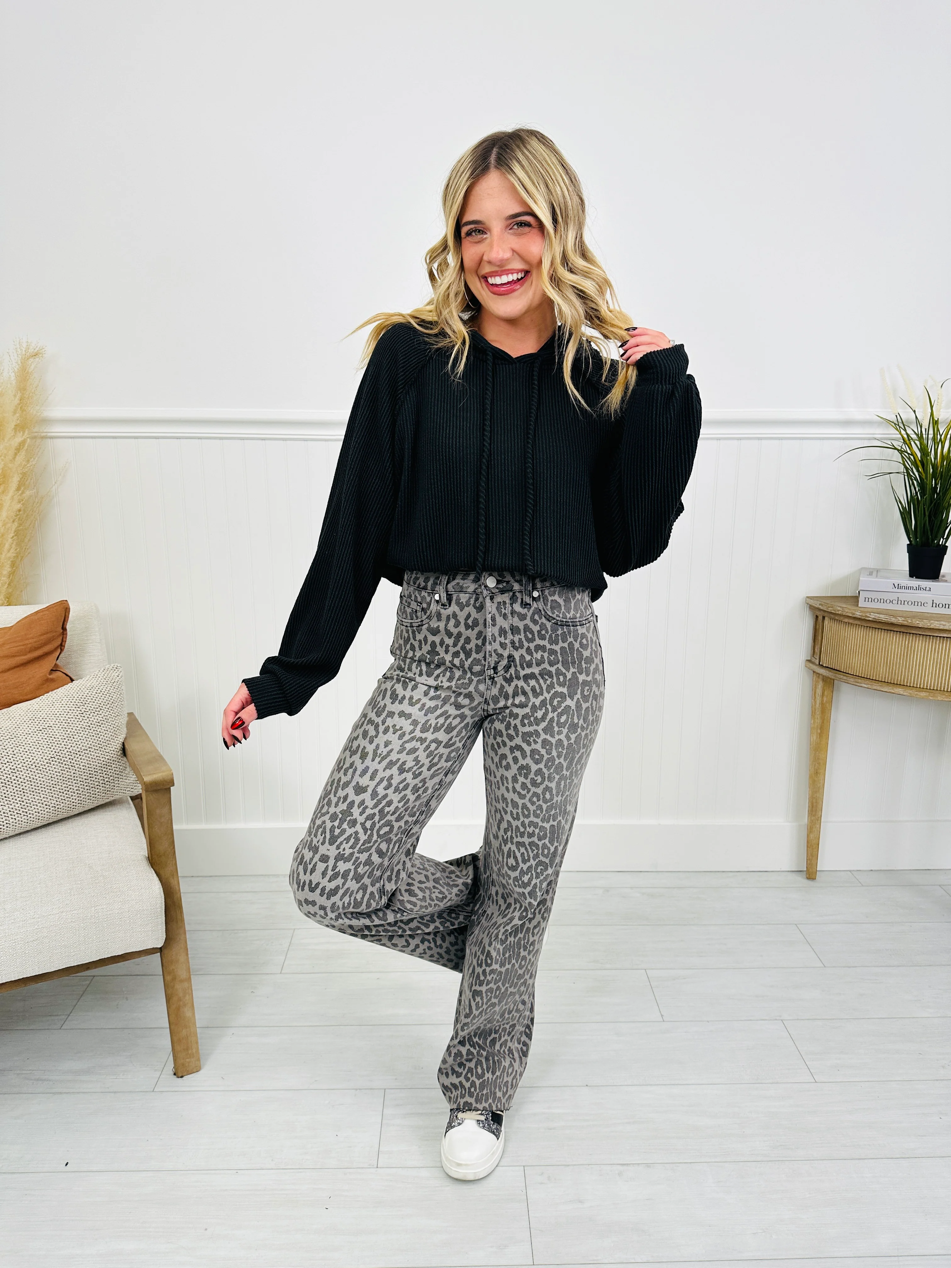 Wild Thing Tummy Control Grey Leopard Jeans - Image 10